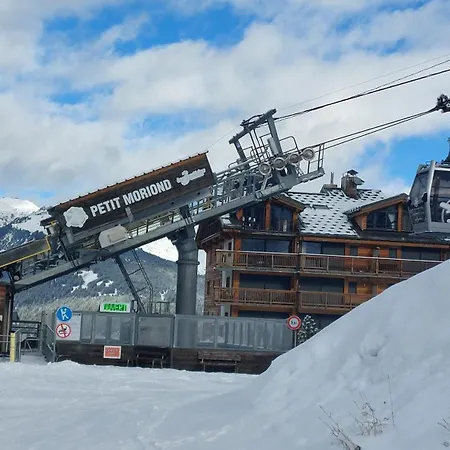 Appartement Moriond 1650 - 2 Bedrooms - Sleeps 8 Courchevel